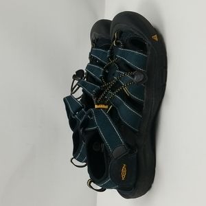 Boys KEEN Newport Water Sandals Size 5